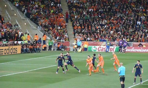 九游娱乐-时隔1年半南非球迷重回球场 然而...VUVUZELA禁用